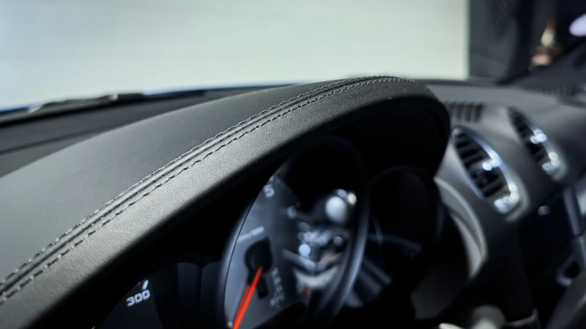 Porsche 718 — photo 15
