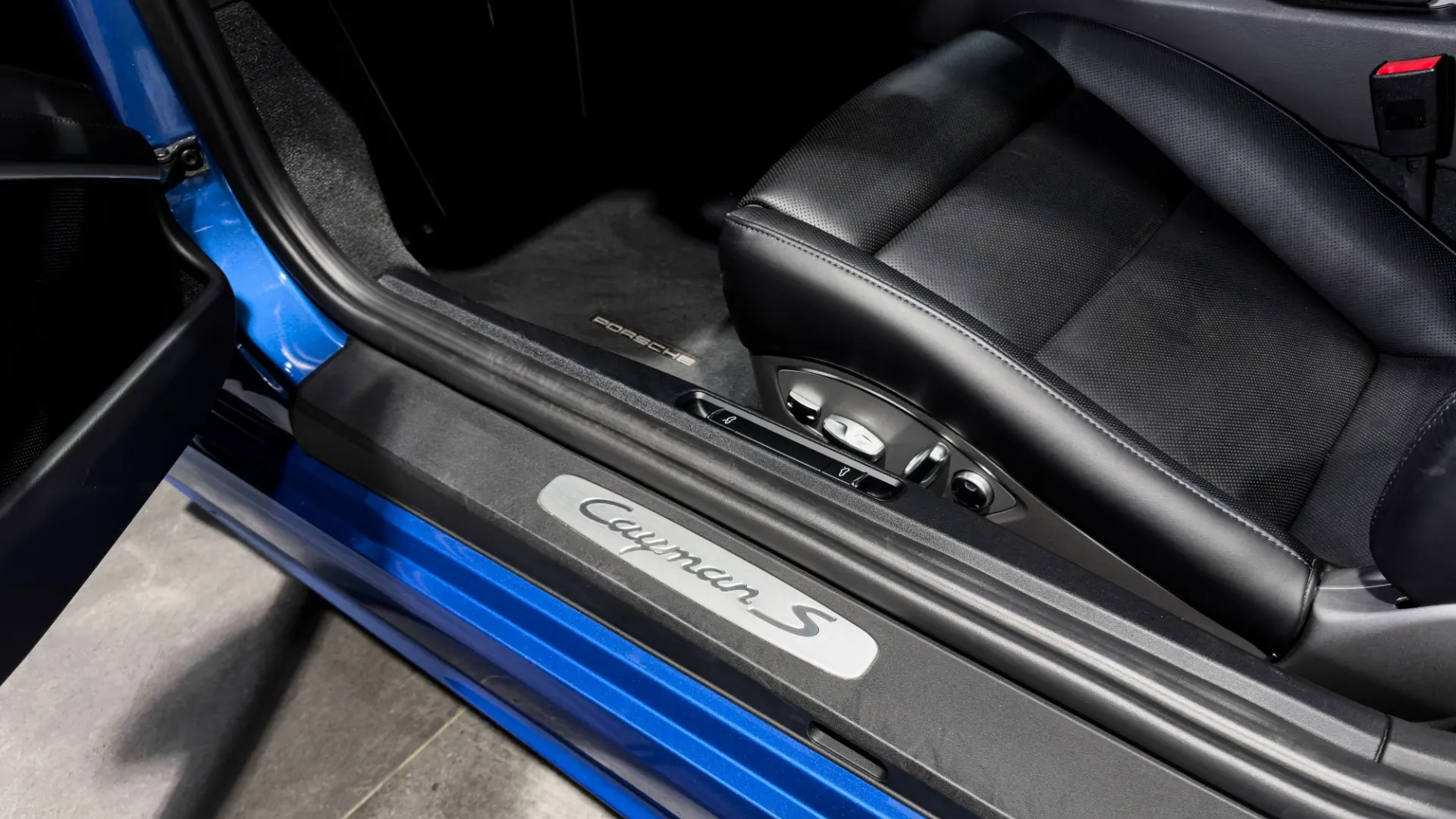Porsche 718 — photo 11