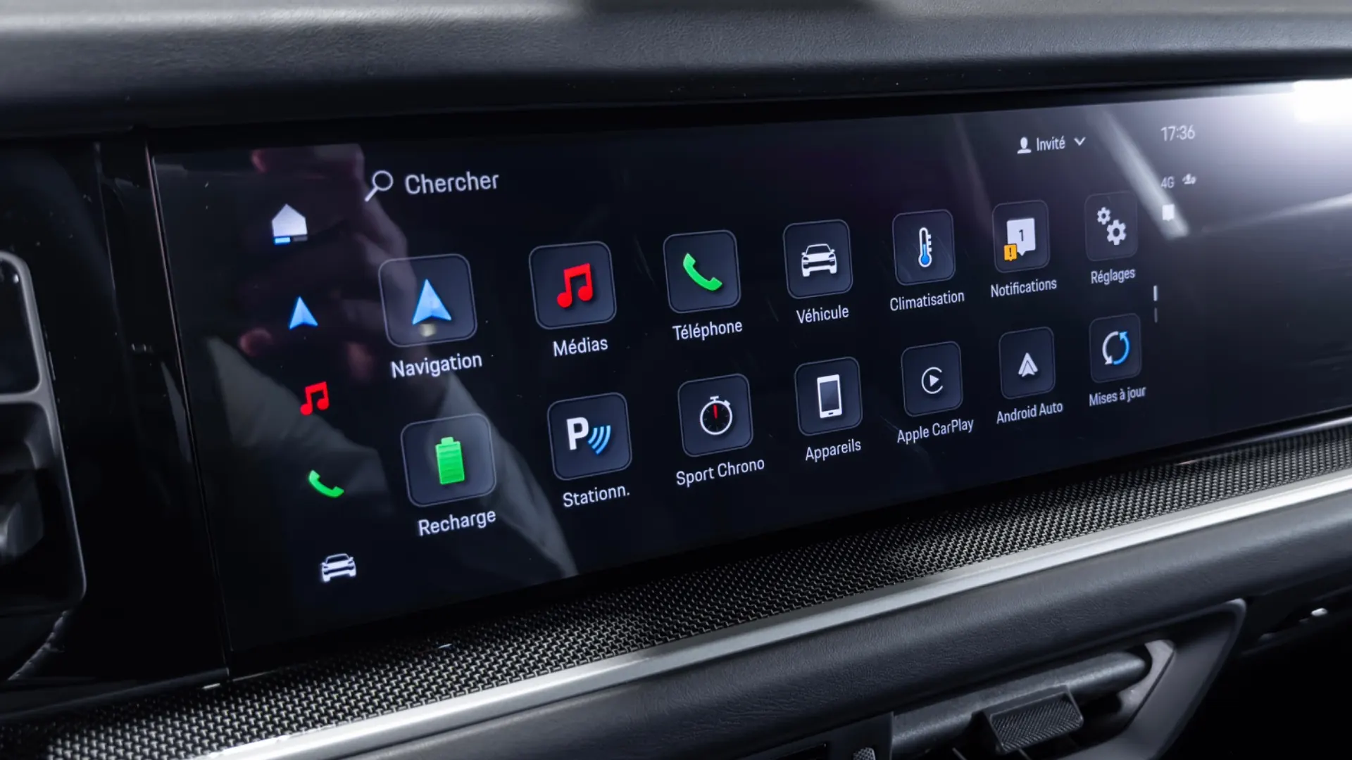 Porsche Cayenne — photo 29