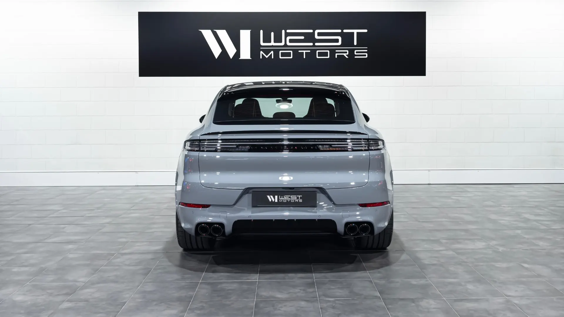 Porsche Cayenne — photo 5