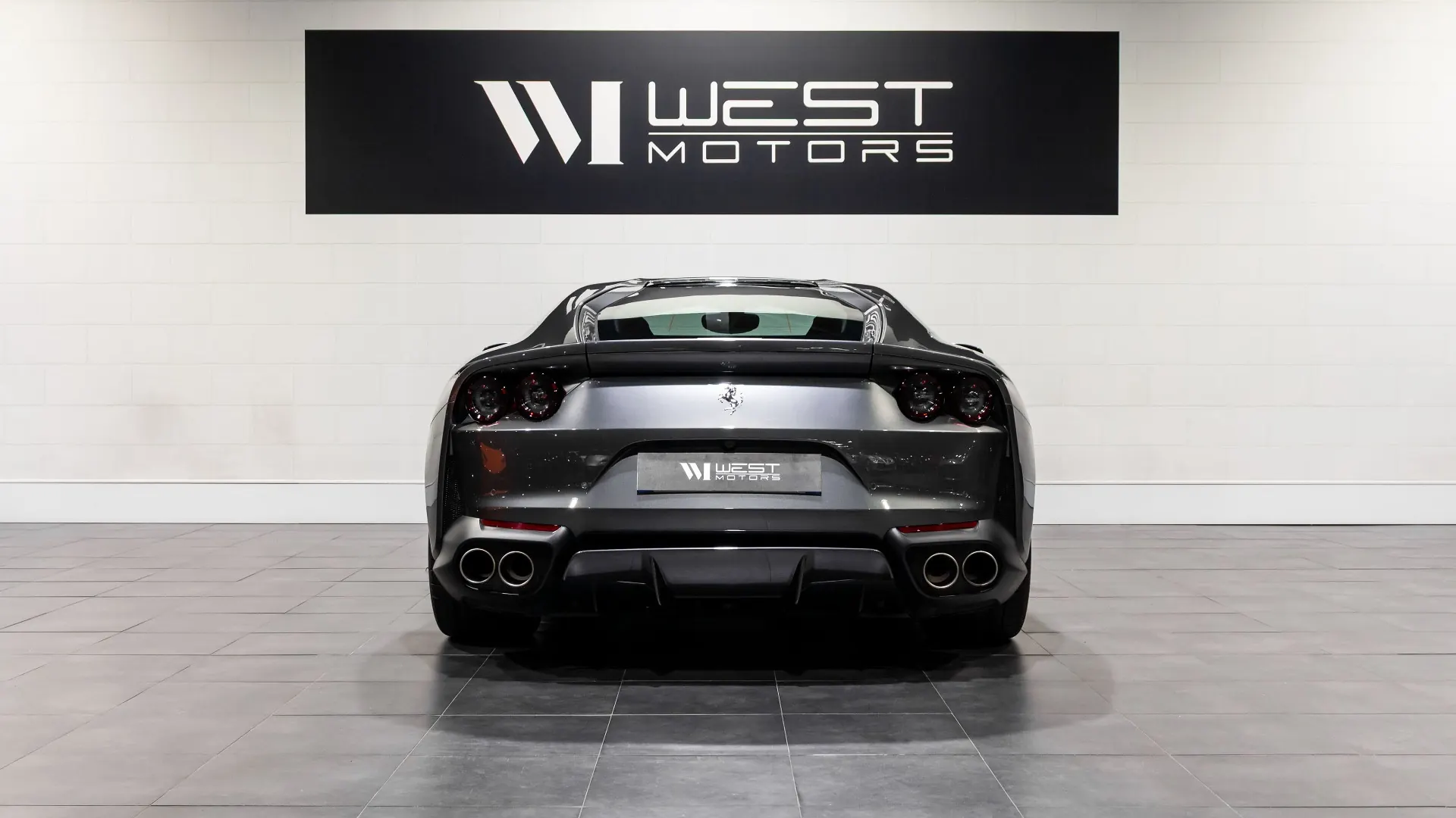 Ferrari 812 — photo 5