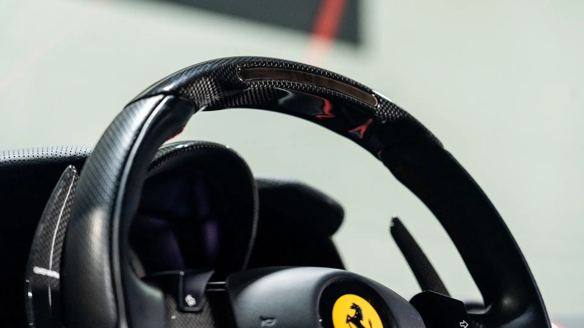 Ferrari 812 — photo 21