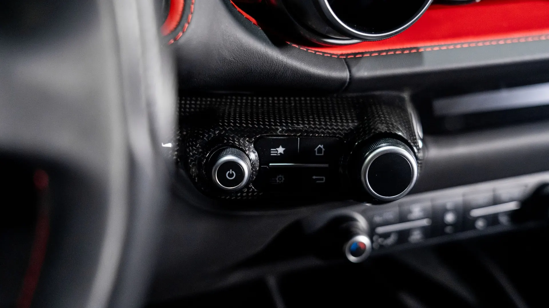 Ferrari 812 — photo 26