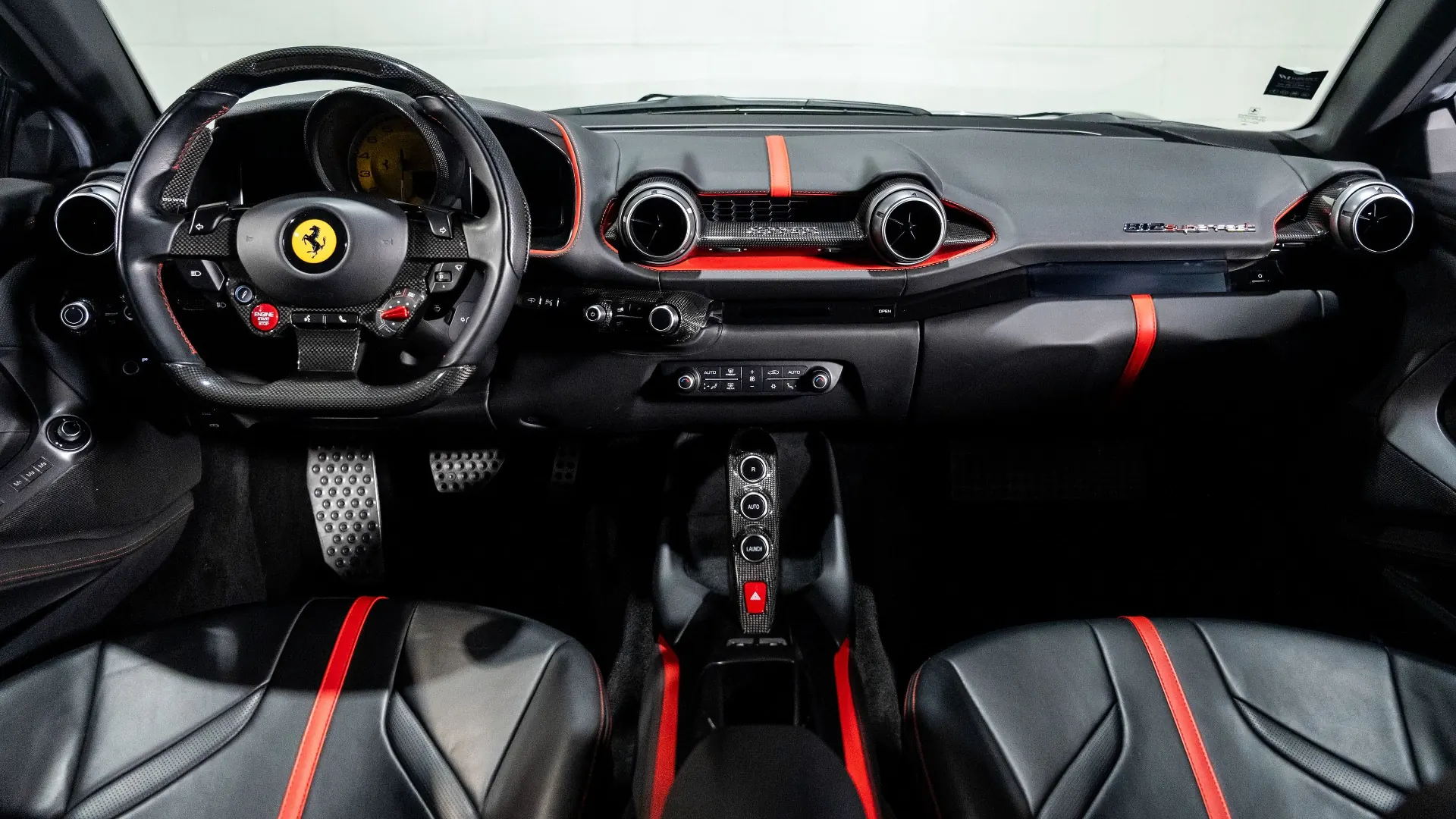 Ferrari 812 — photo 9