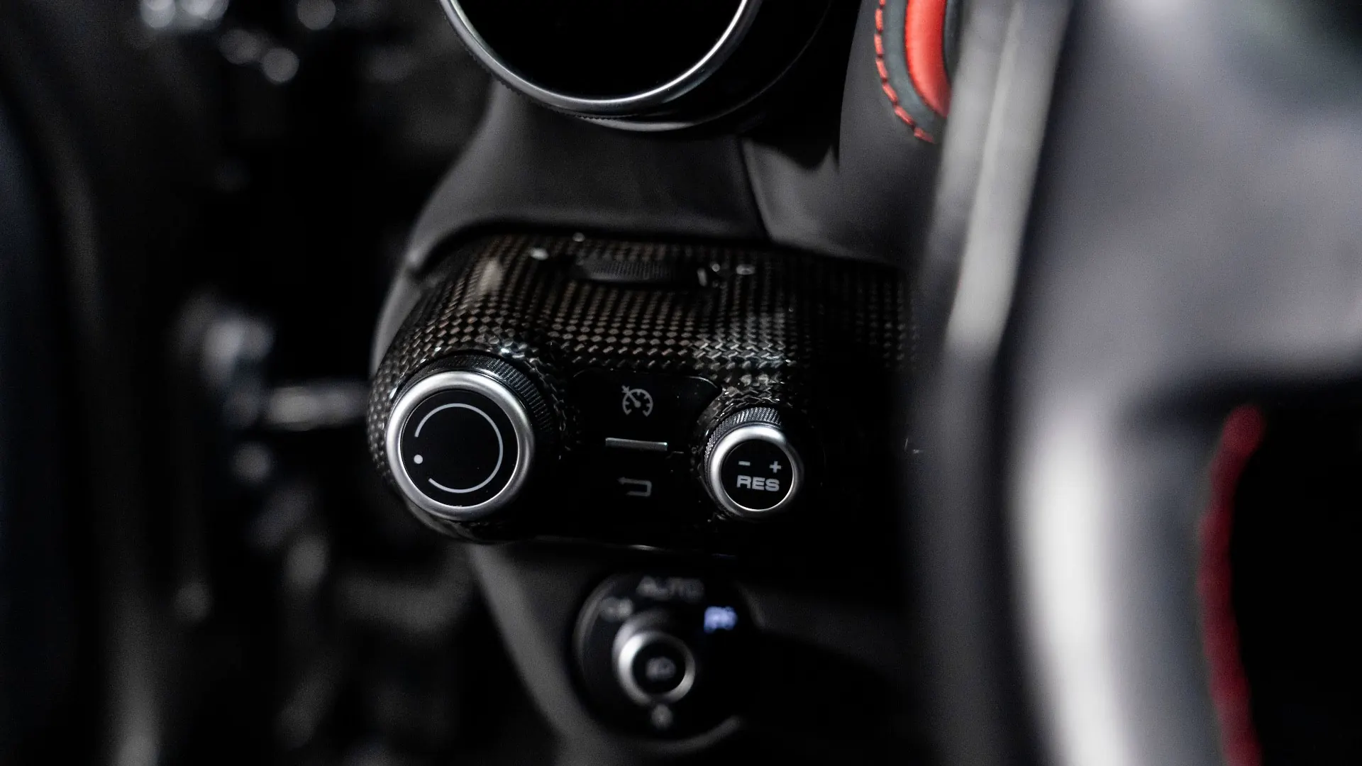 Ferrari 812 — photo 27