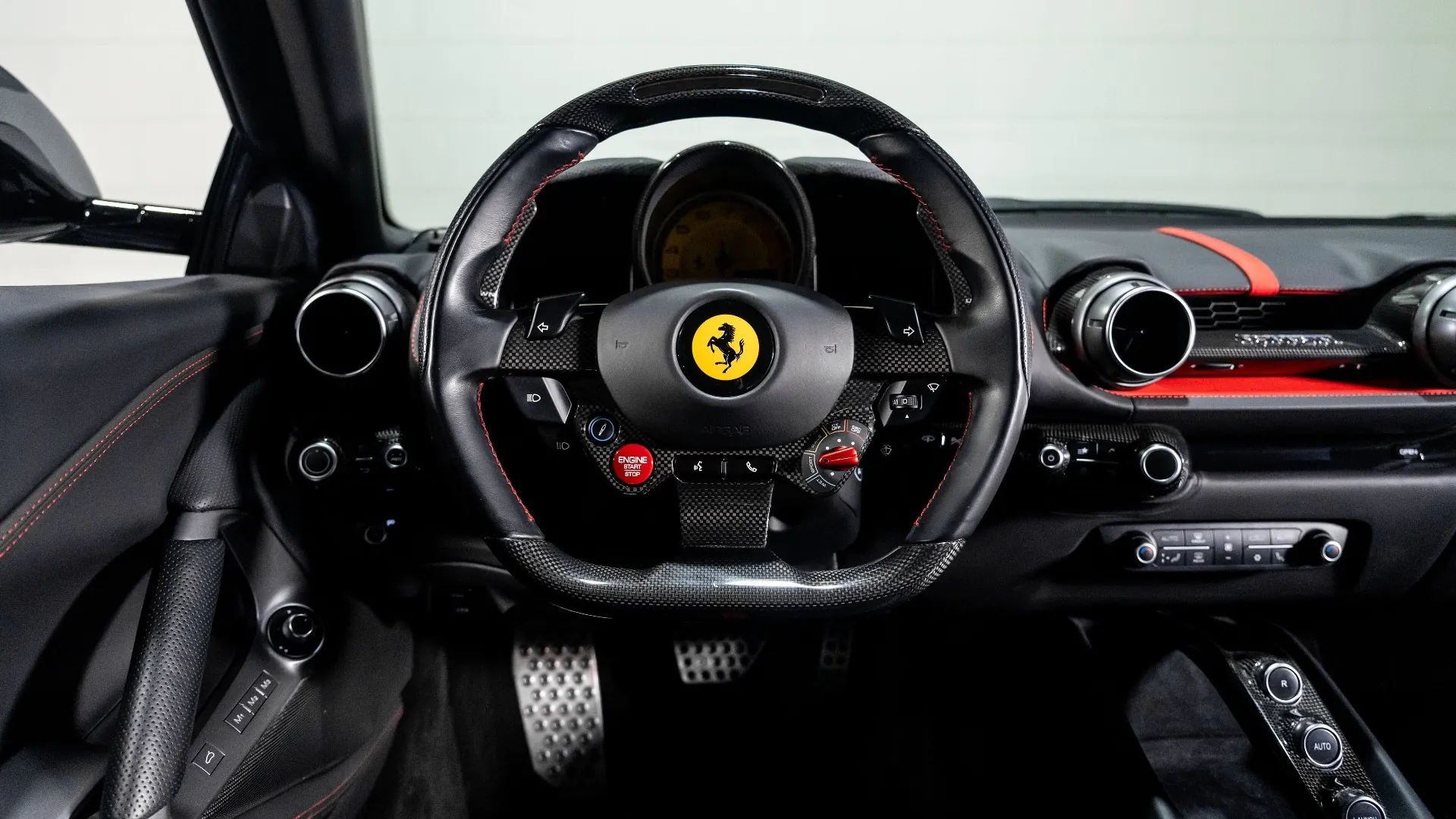 Ferrari 812 — photo 17