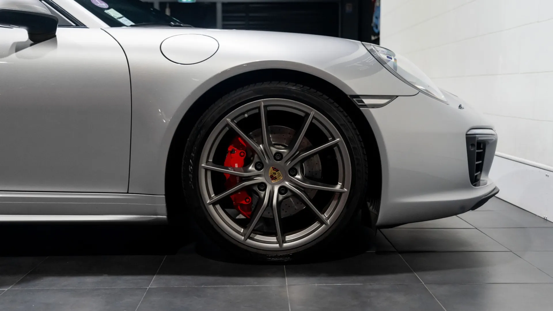Porsche 911 — photo 6