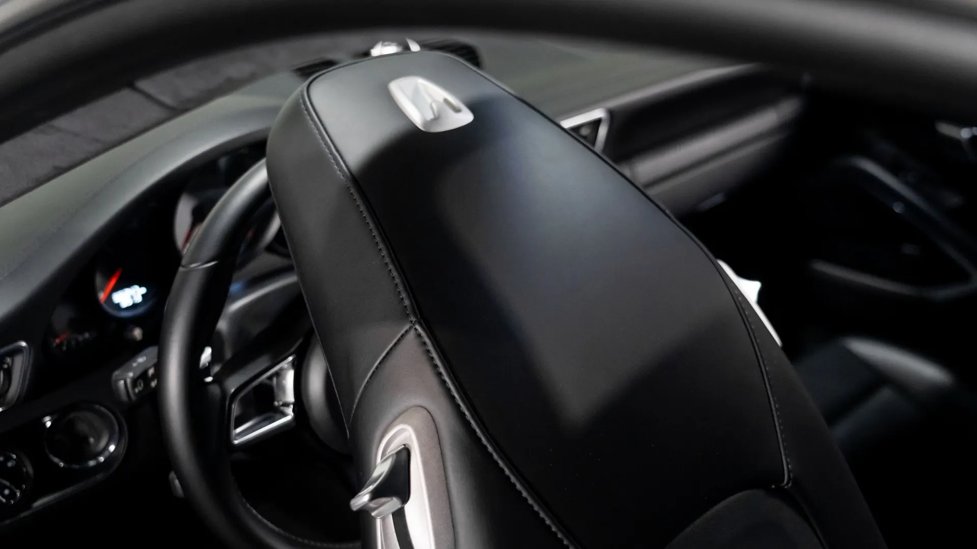 Porsche 911 — photo 12