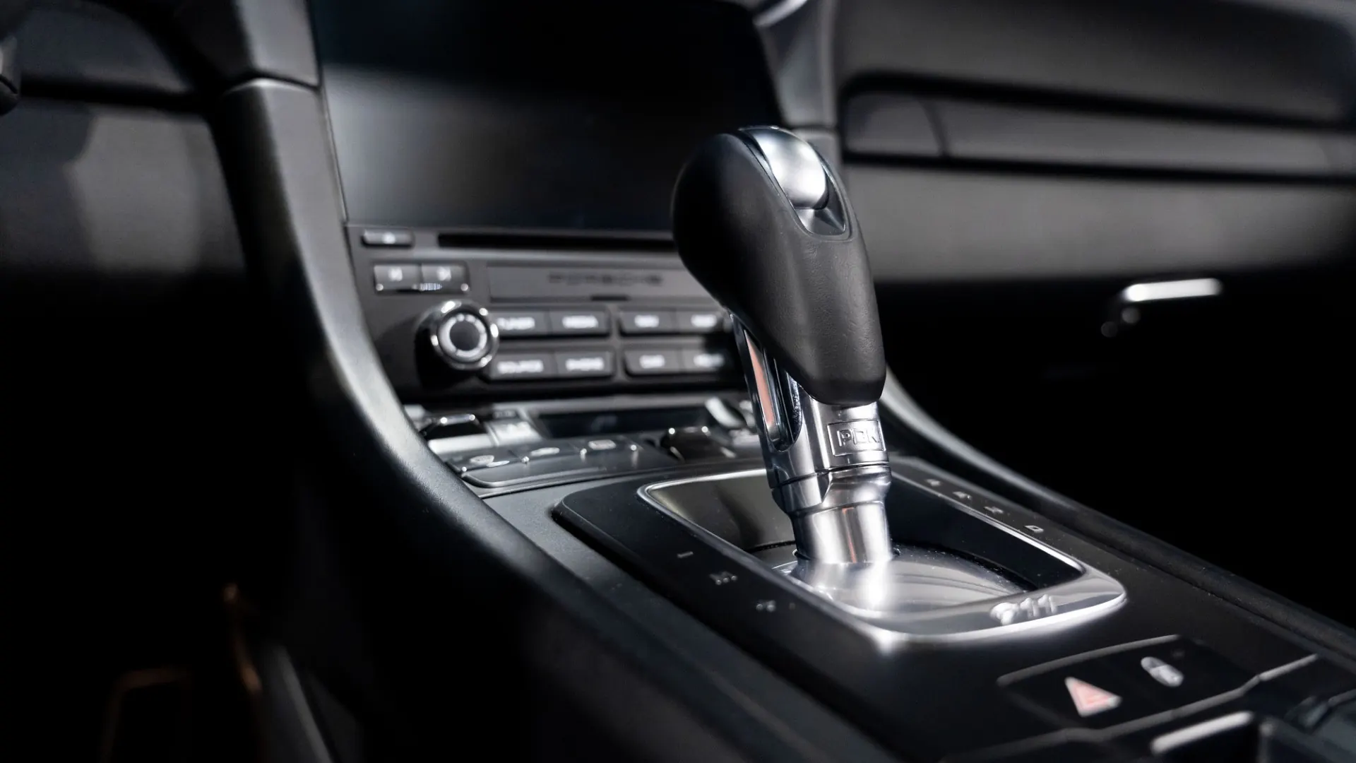 Porsche 911 — photo 21