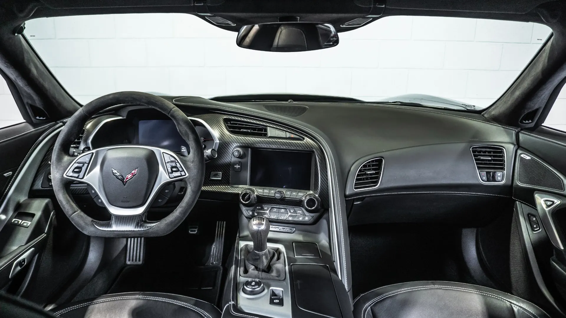 Chevrolet Corvette — photo 19