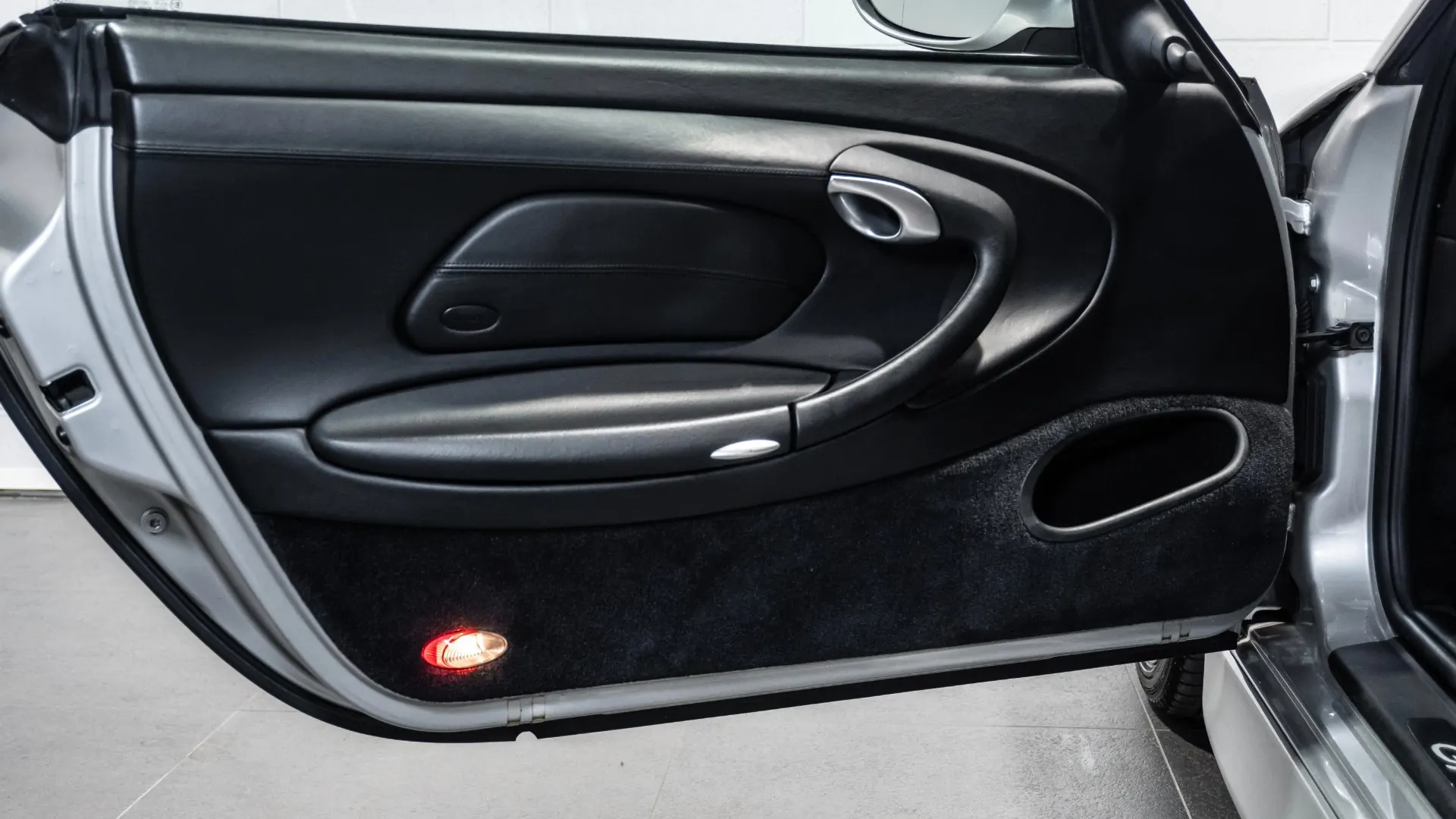 Porsche 911 — photo 10
