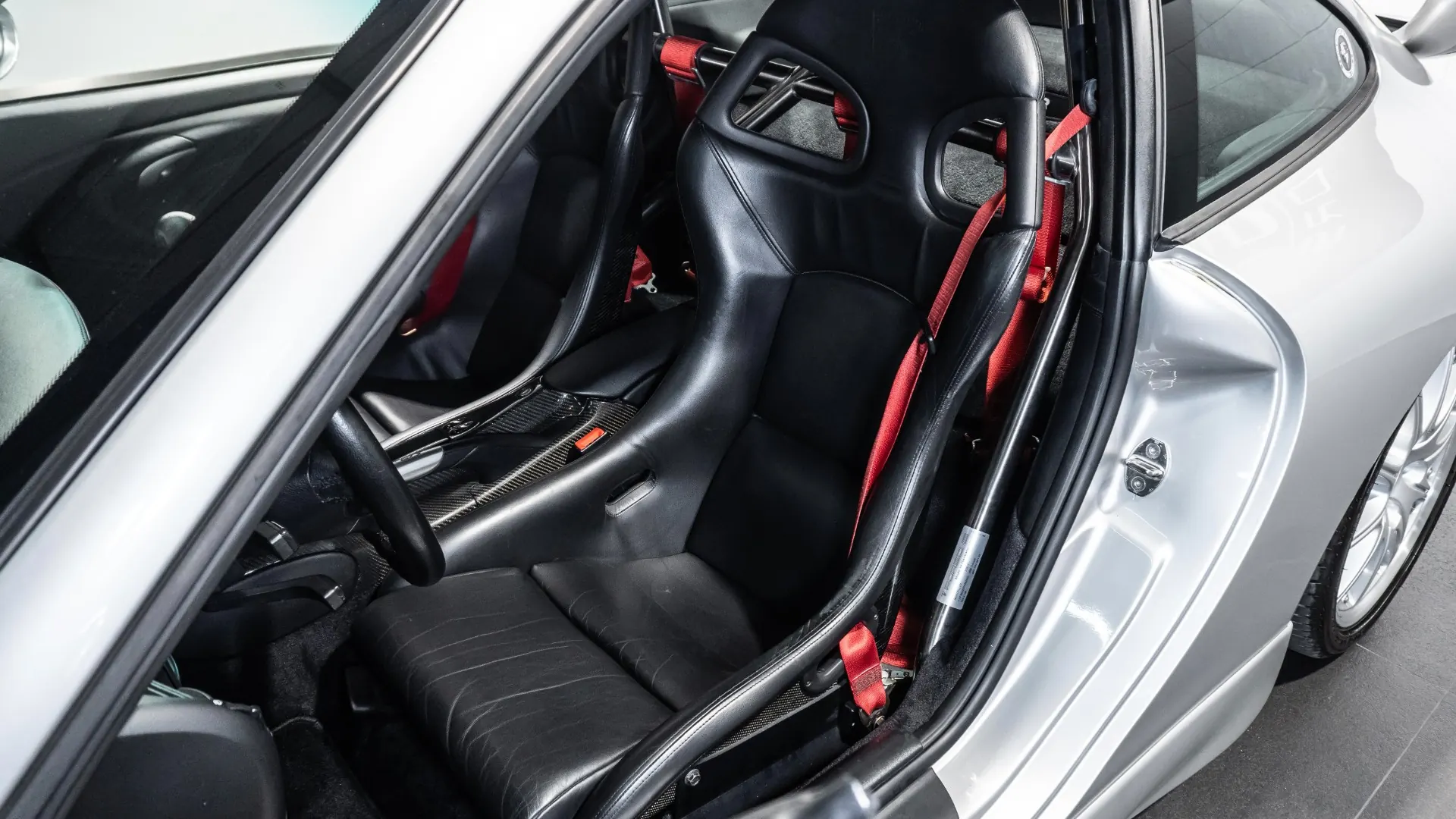 Porsche 911 — photo 13