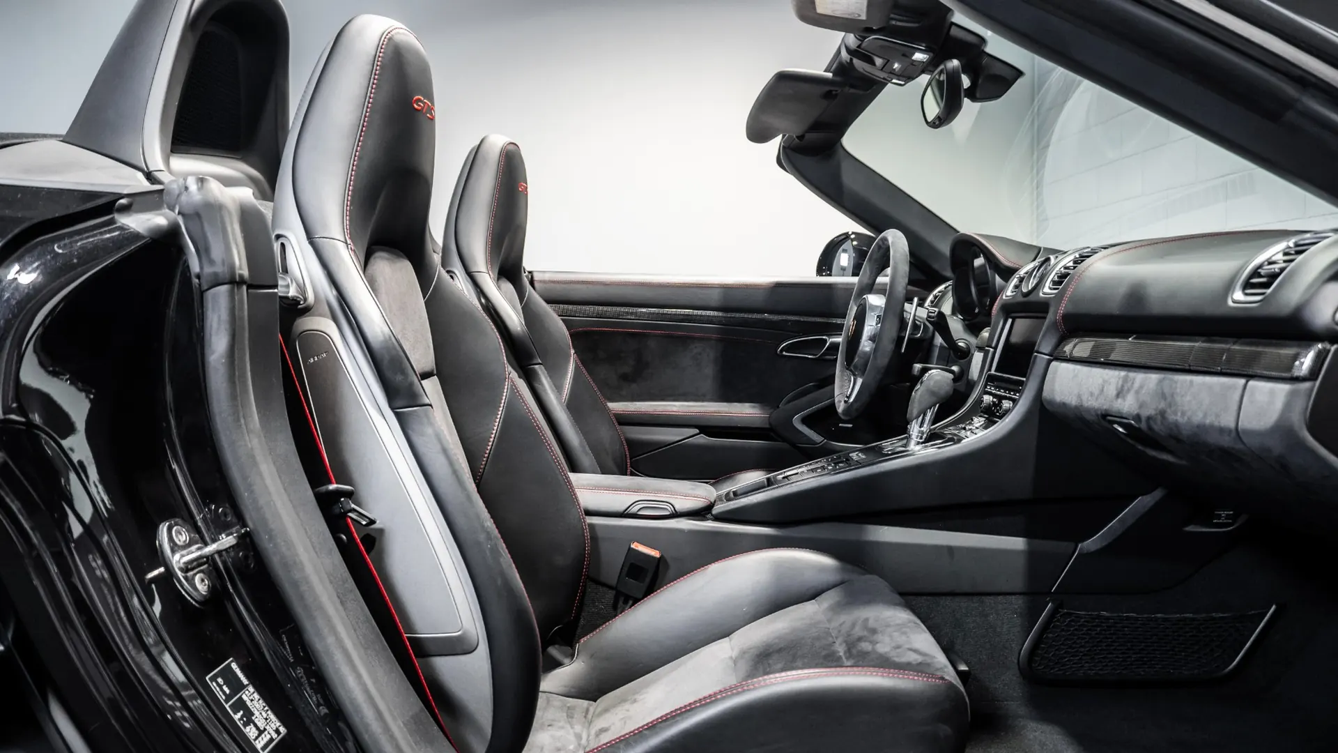 Porsche Boxster — photo 28