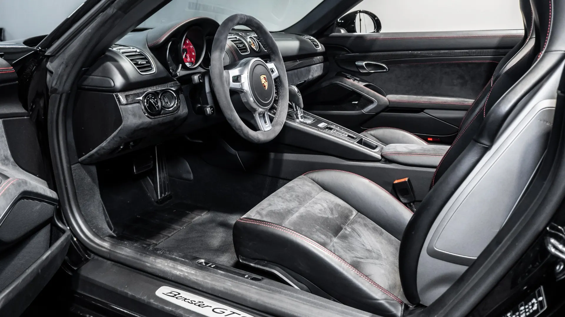 Porsche Boxster — photo 12