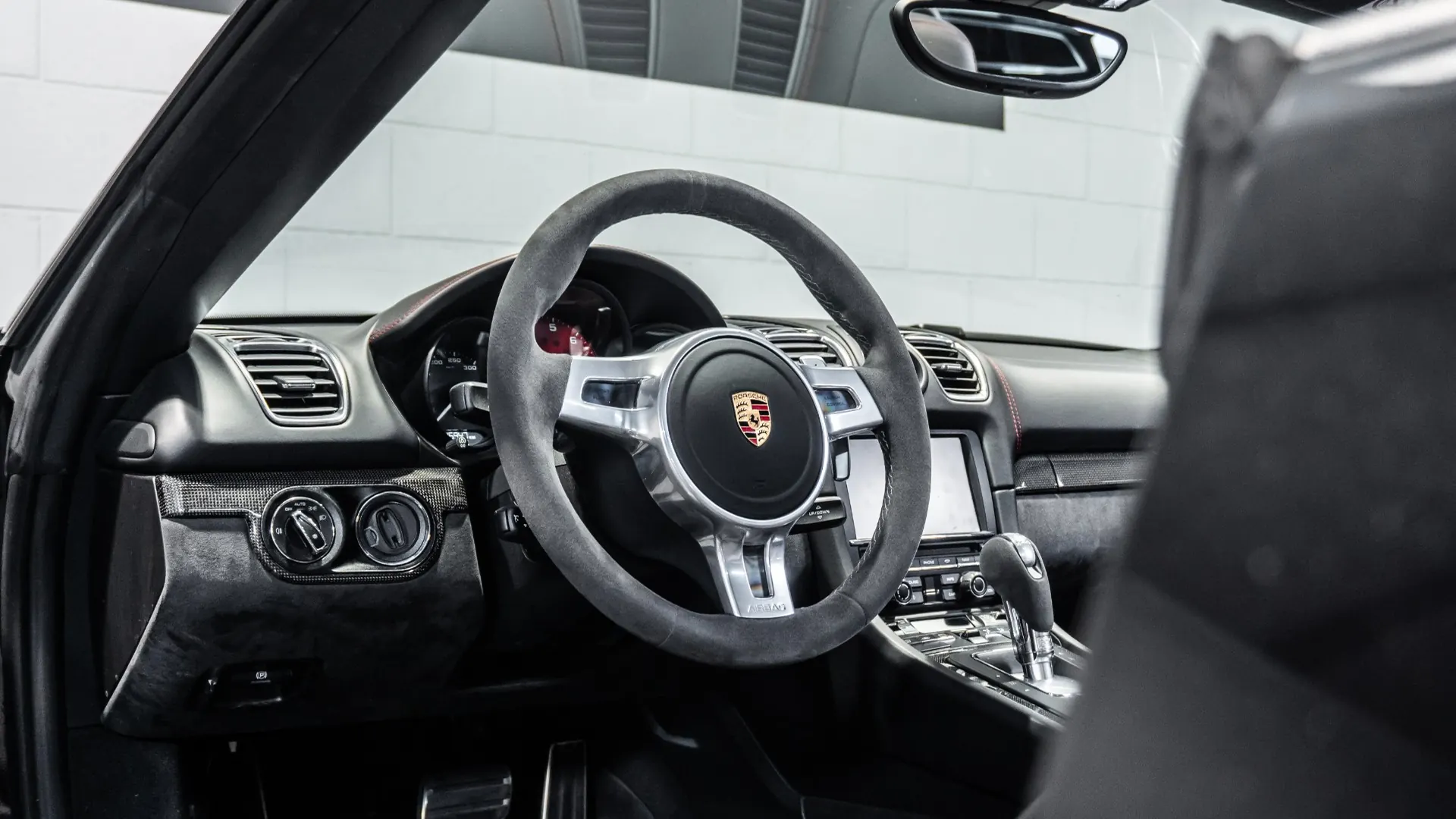 Porsche Boxster — photo 16