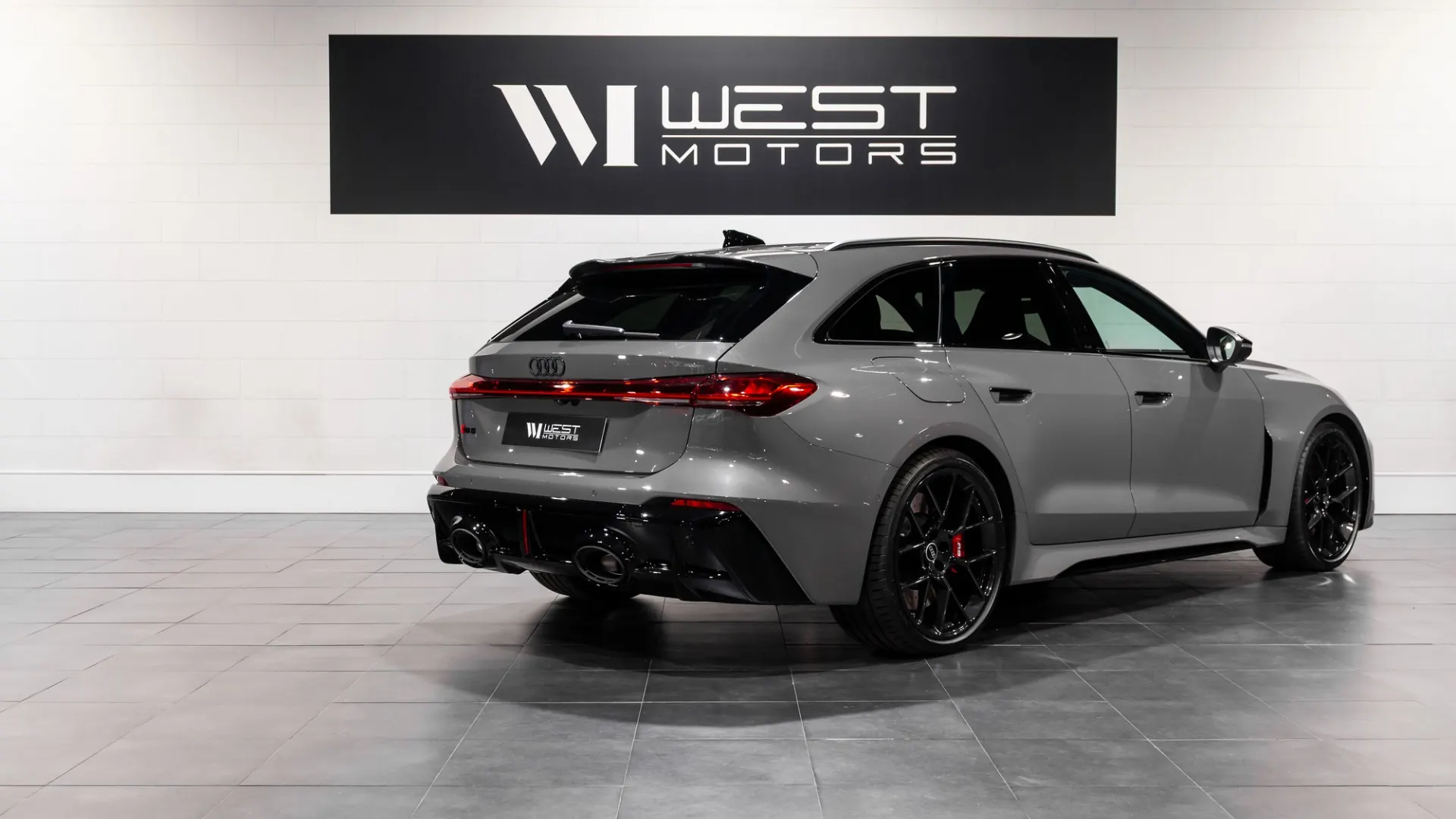Audi RS5 — photo 4