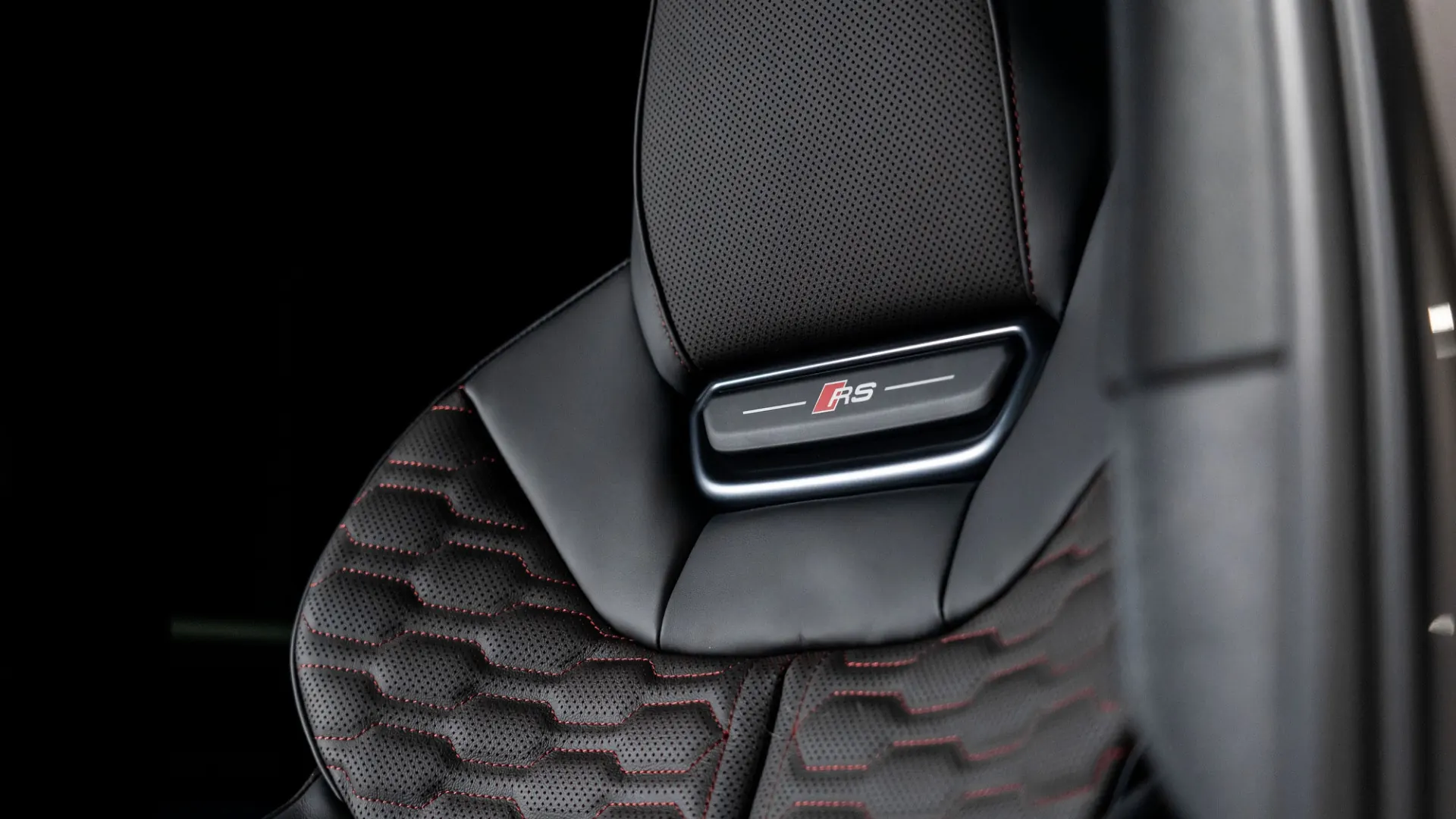 Audi RS5 — photo 14