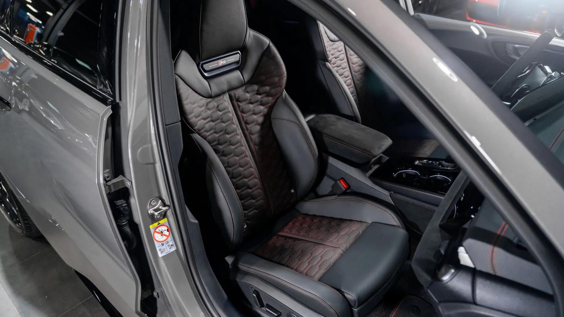 Audi RS5 — photo 12