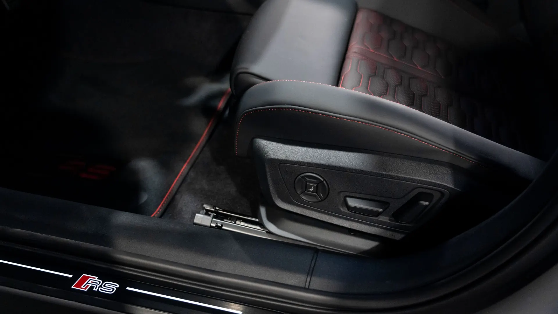 Audi RS5 — photo 16