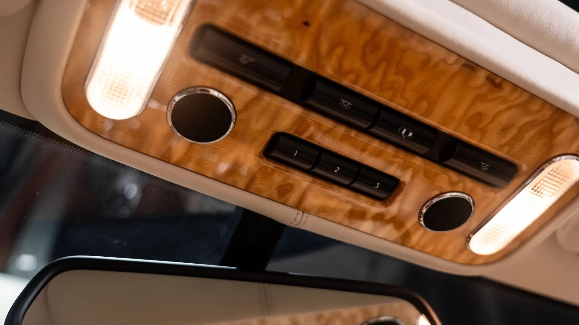Bentley Continental — photo 27