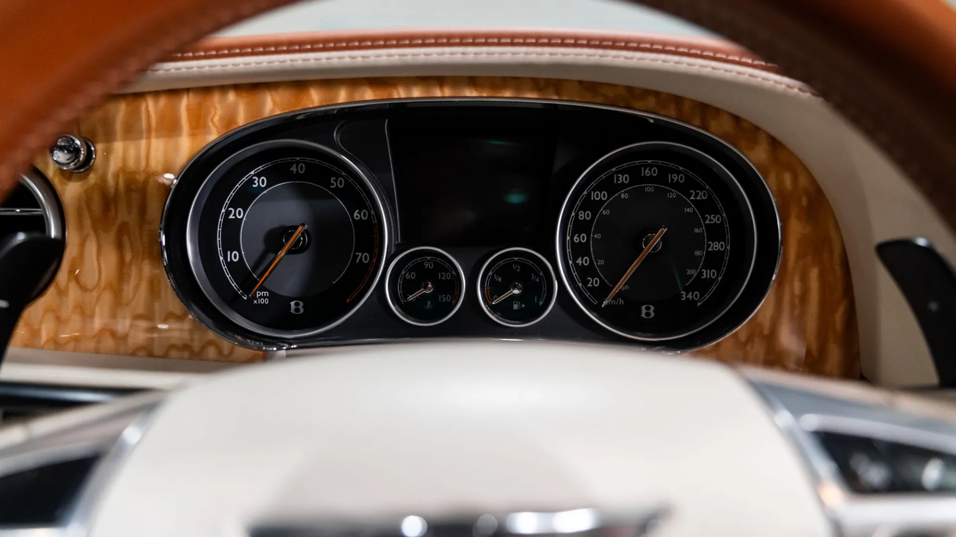 Bentley Continental — photo 18
