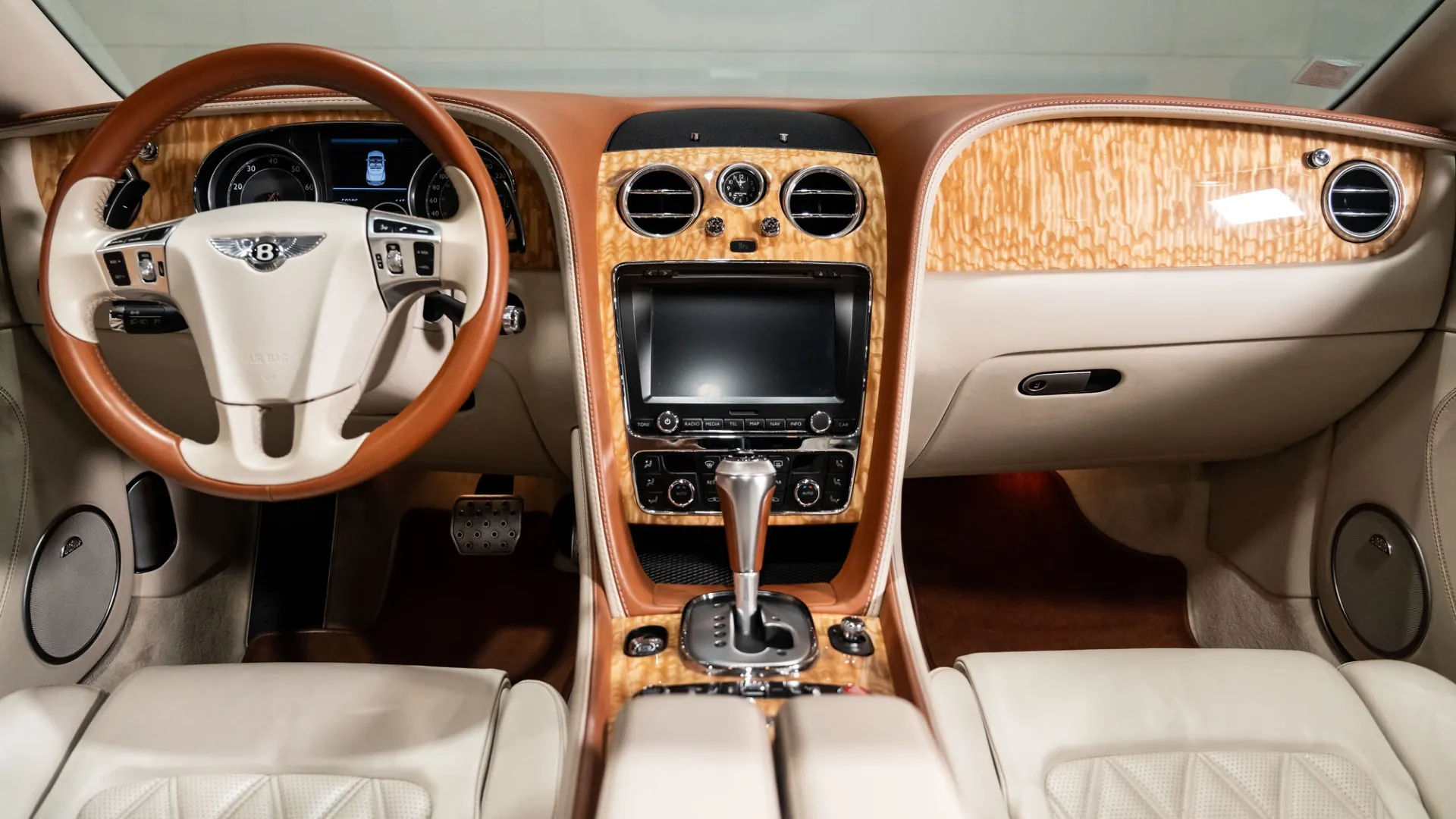 Bentley Continental — photo 8