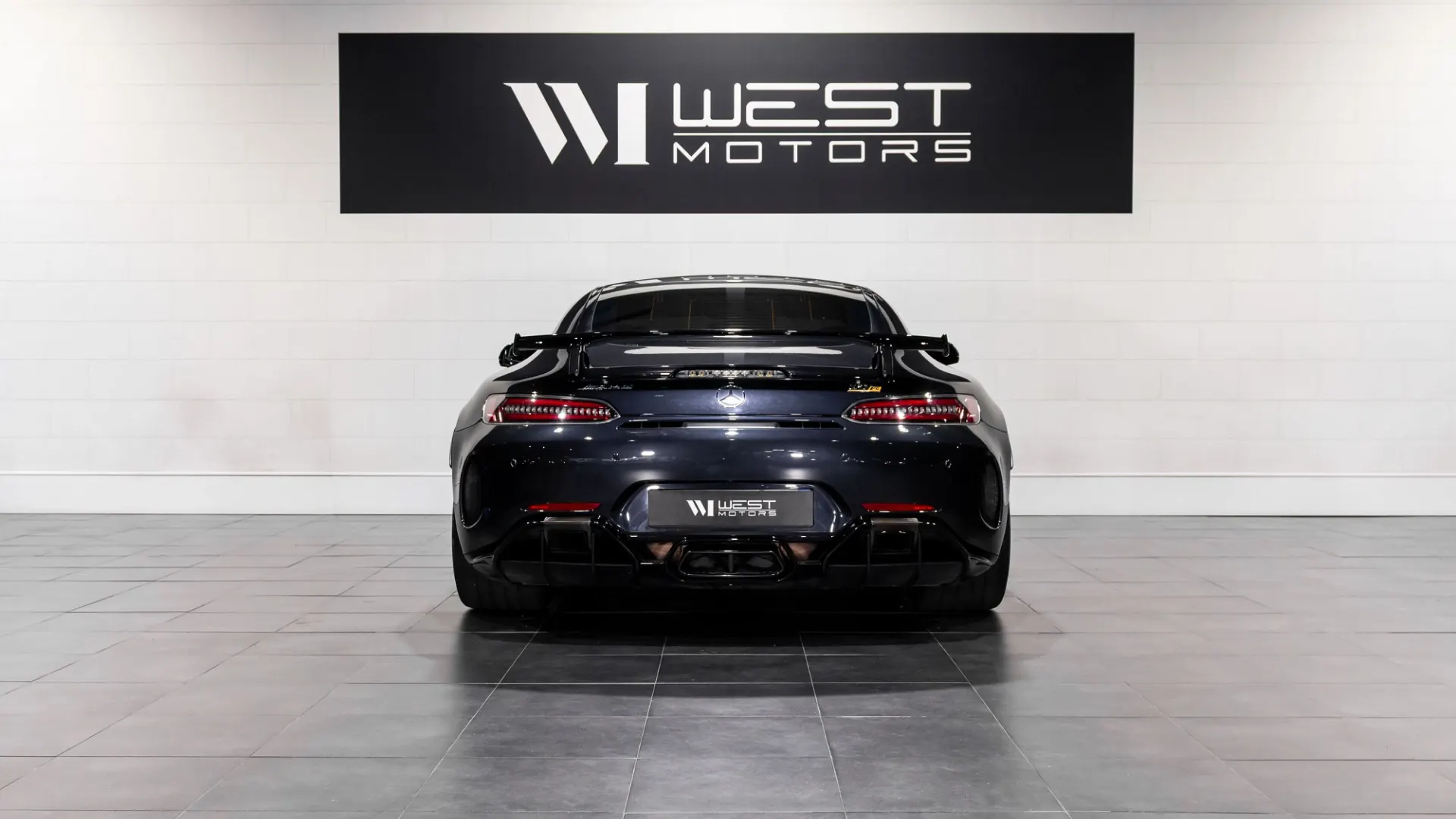 Mercedes-Benz AMG GT — photo 5