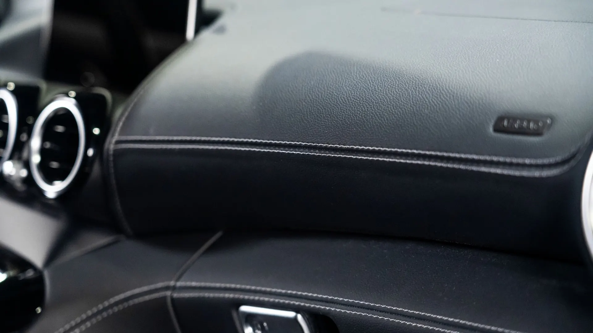 Mercedes-Benz AMG GT — photo 16