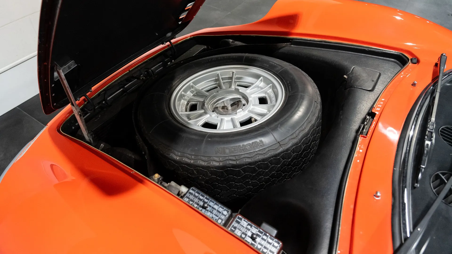 Ferrari DINO — photo 8