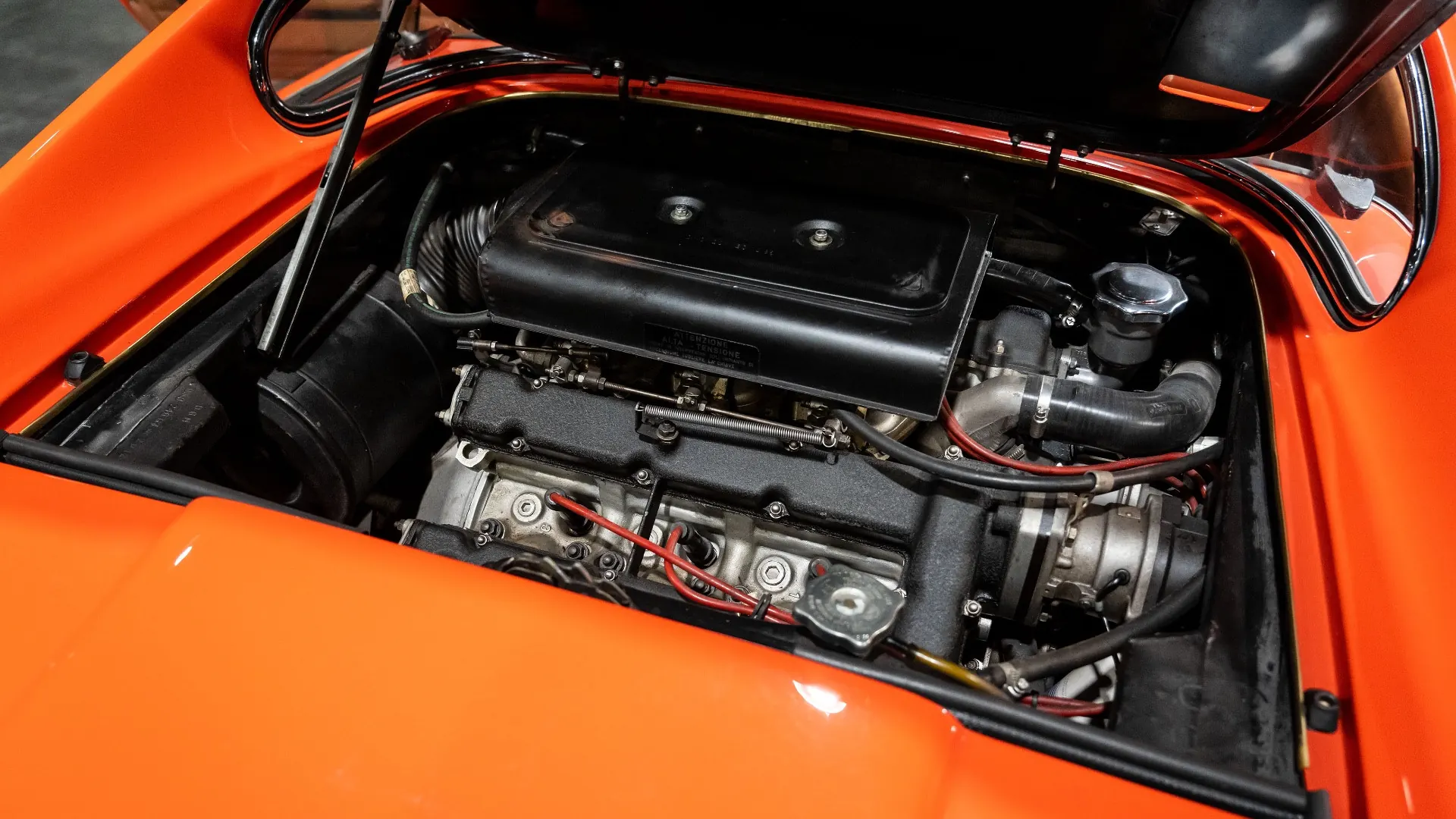 Ferrari DINO — photo 7