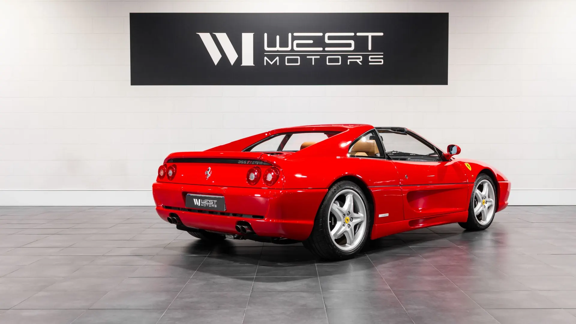 Ferrari F355 — photo 5