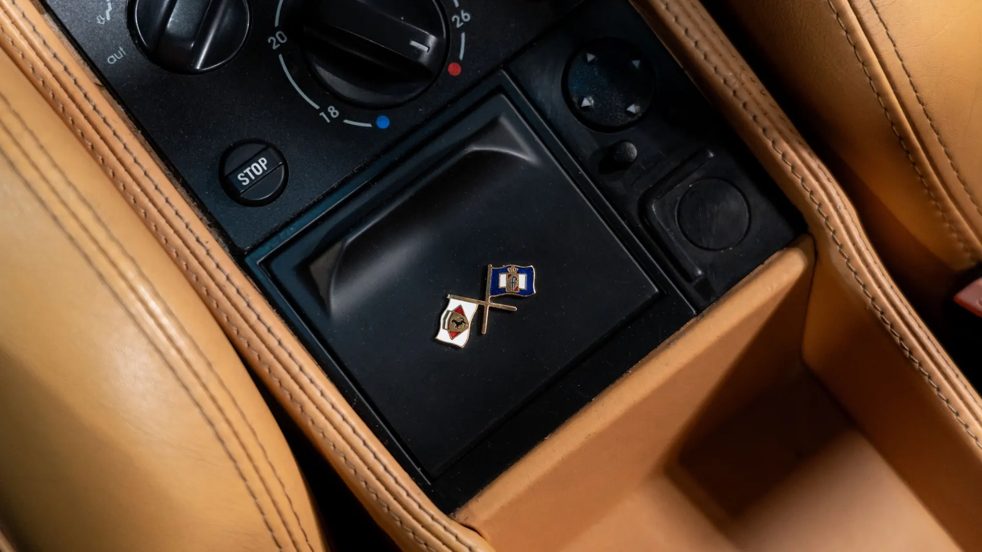 Ferrari F355 — photo 26