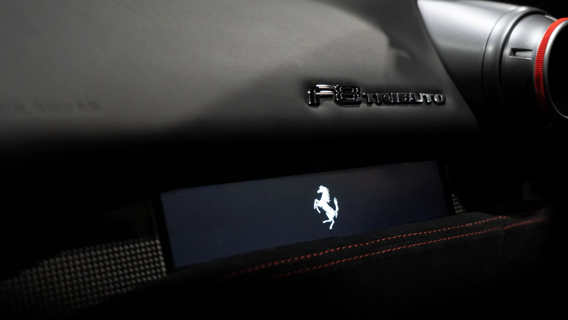 Ferrari F8 — photo 21