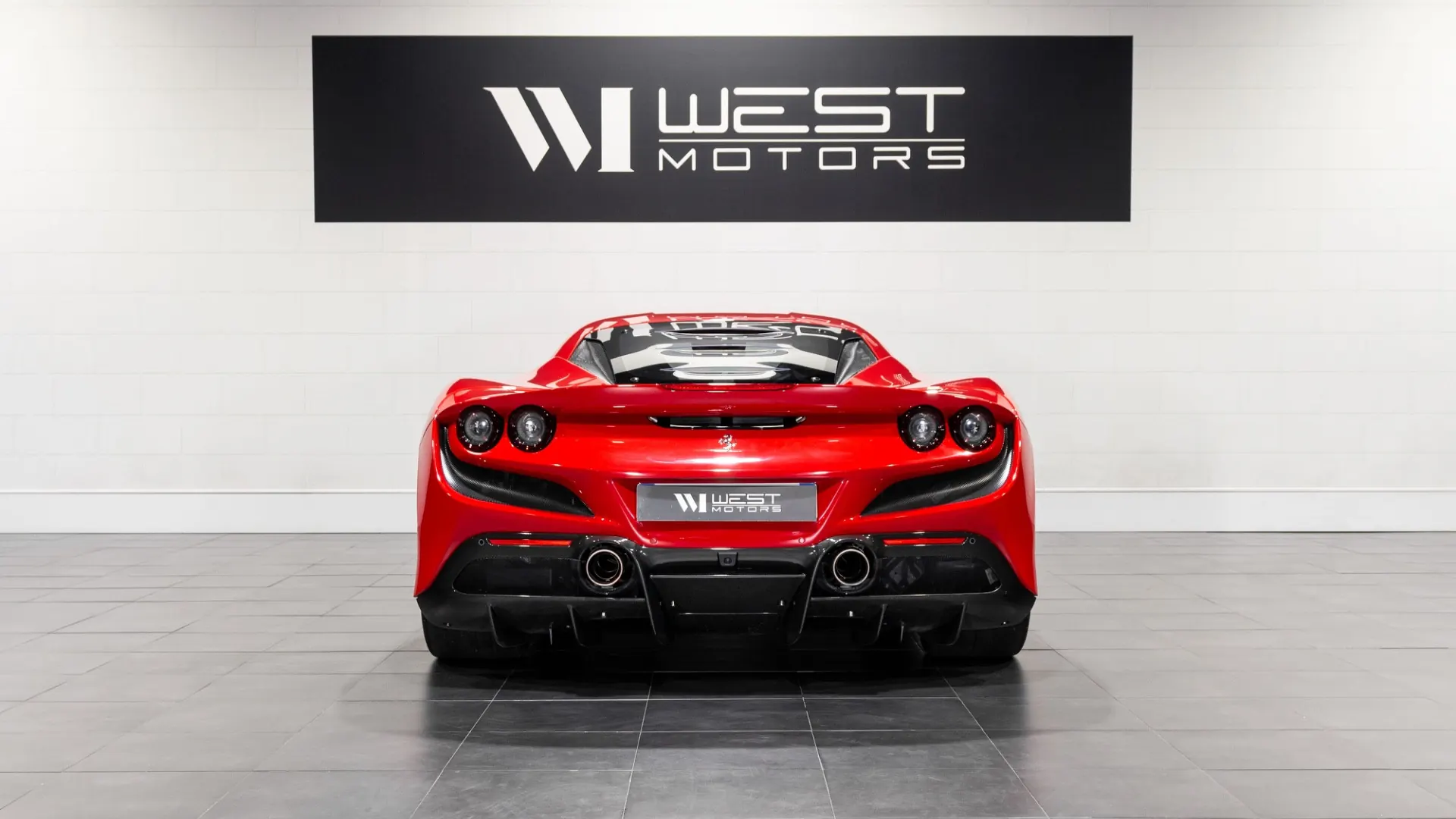 Ferrari F8 — photo 5