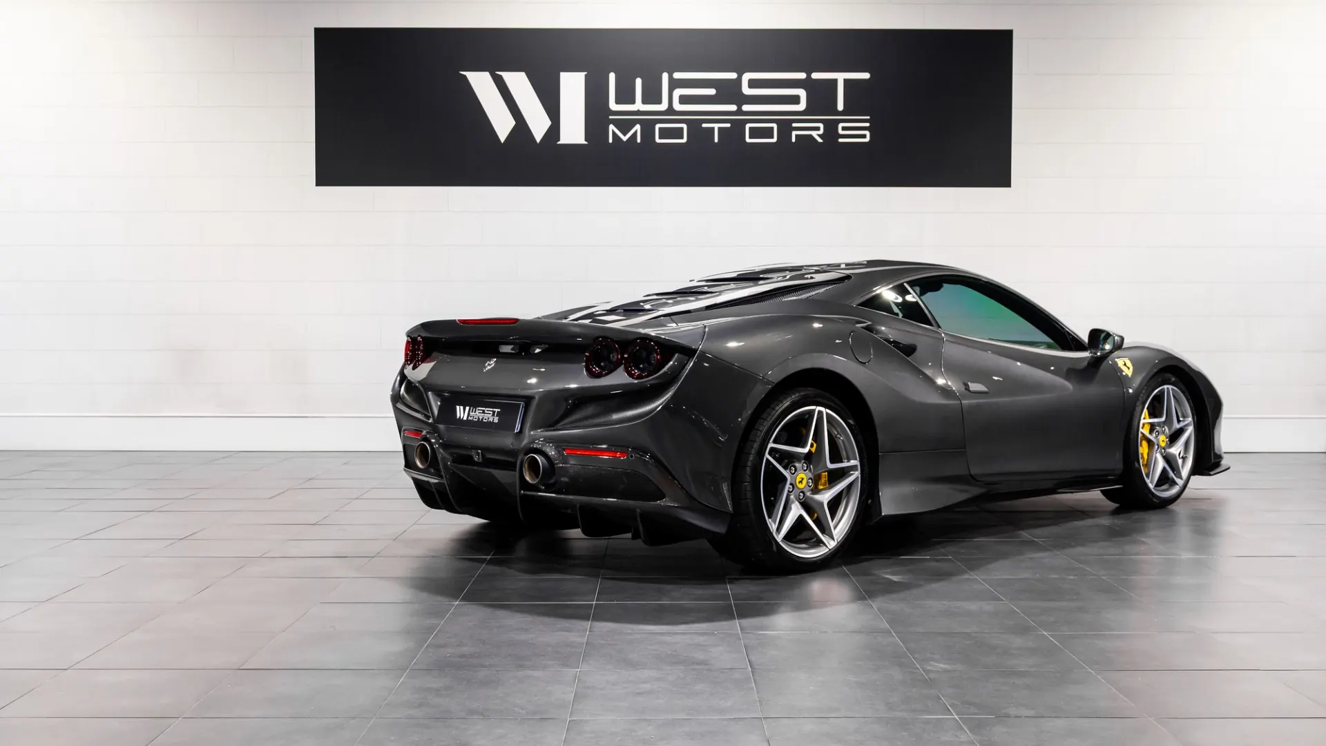 Ferrari F8 — photo 4