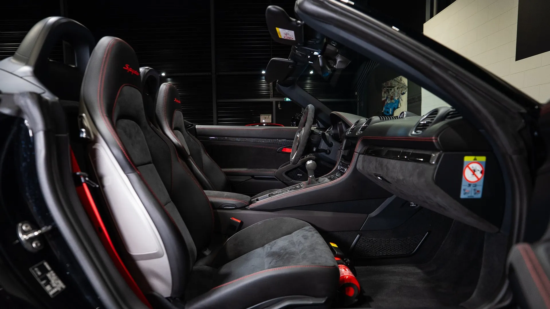 Porsche 718 — photo 10