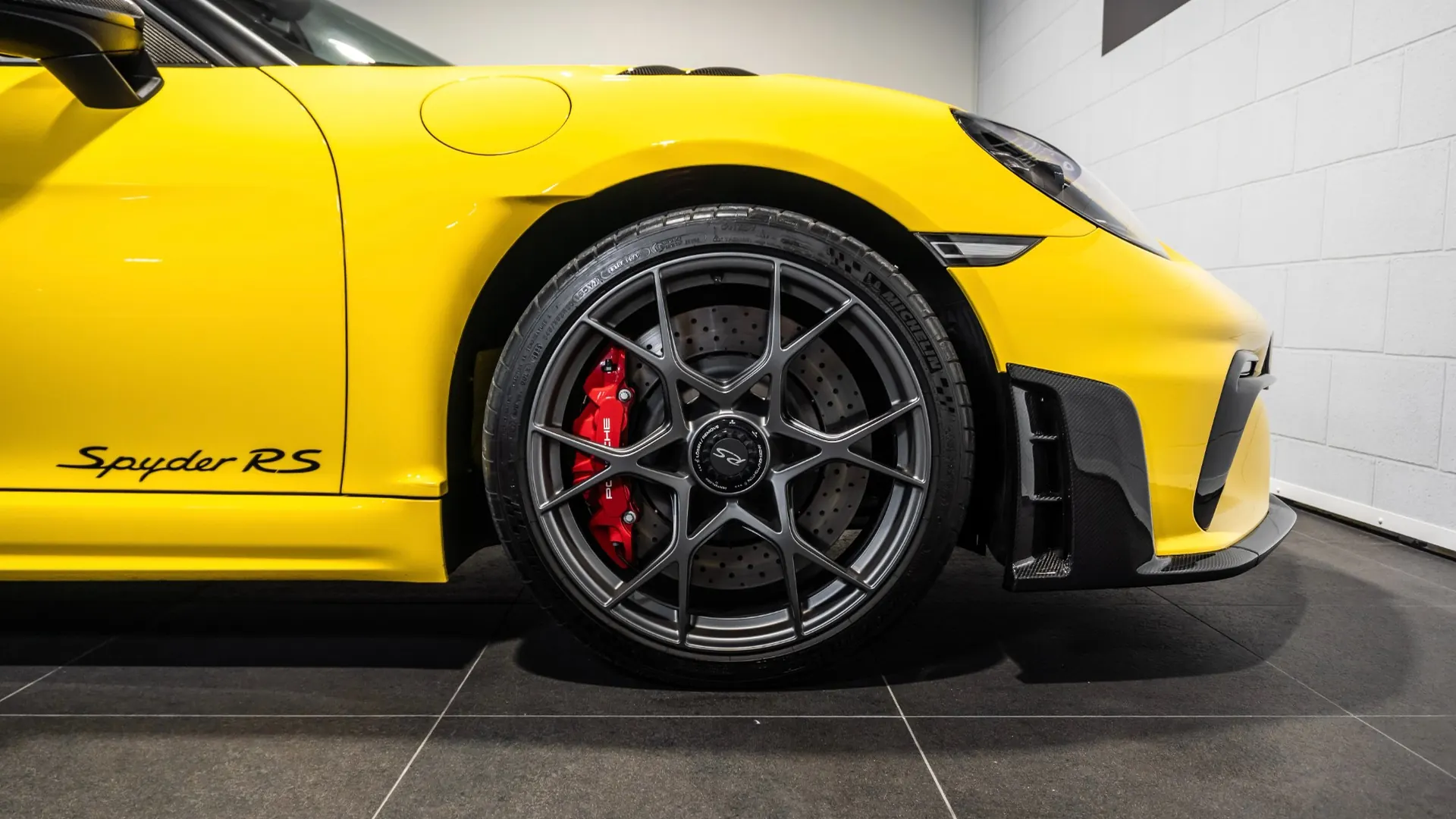 Porsche 718 — photo 7