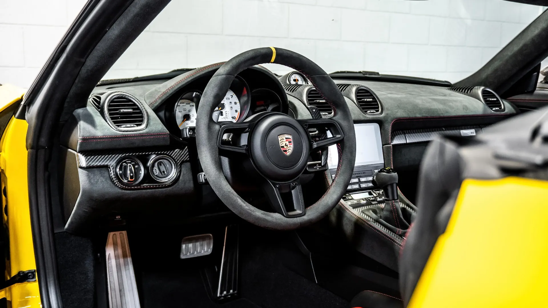 Porsche 718 — photo 27