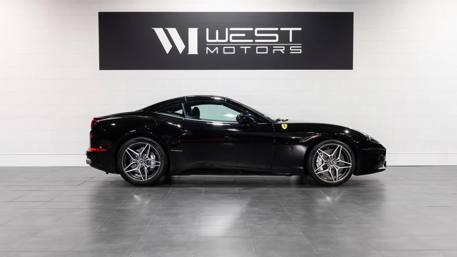 Ferrari California — photo 3
