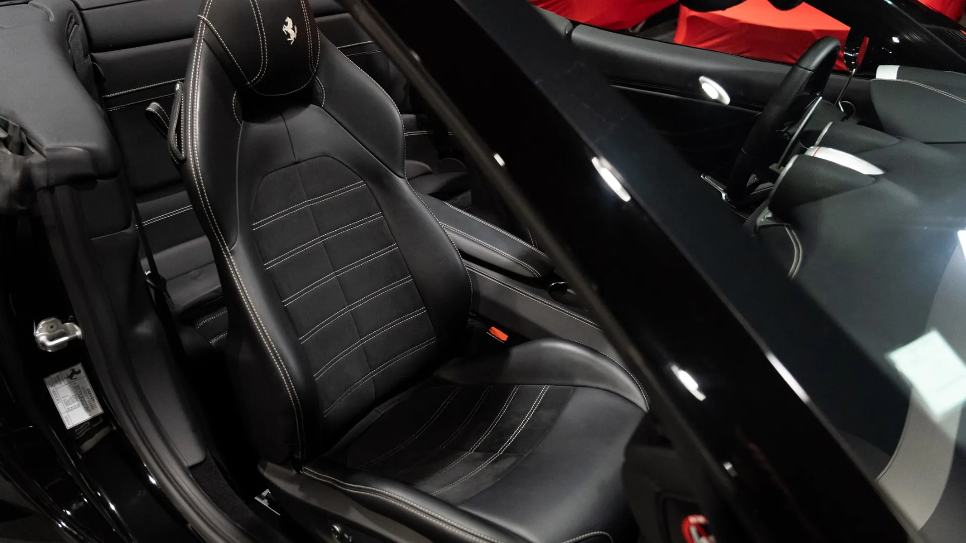 Ferrari California — photo 13
