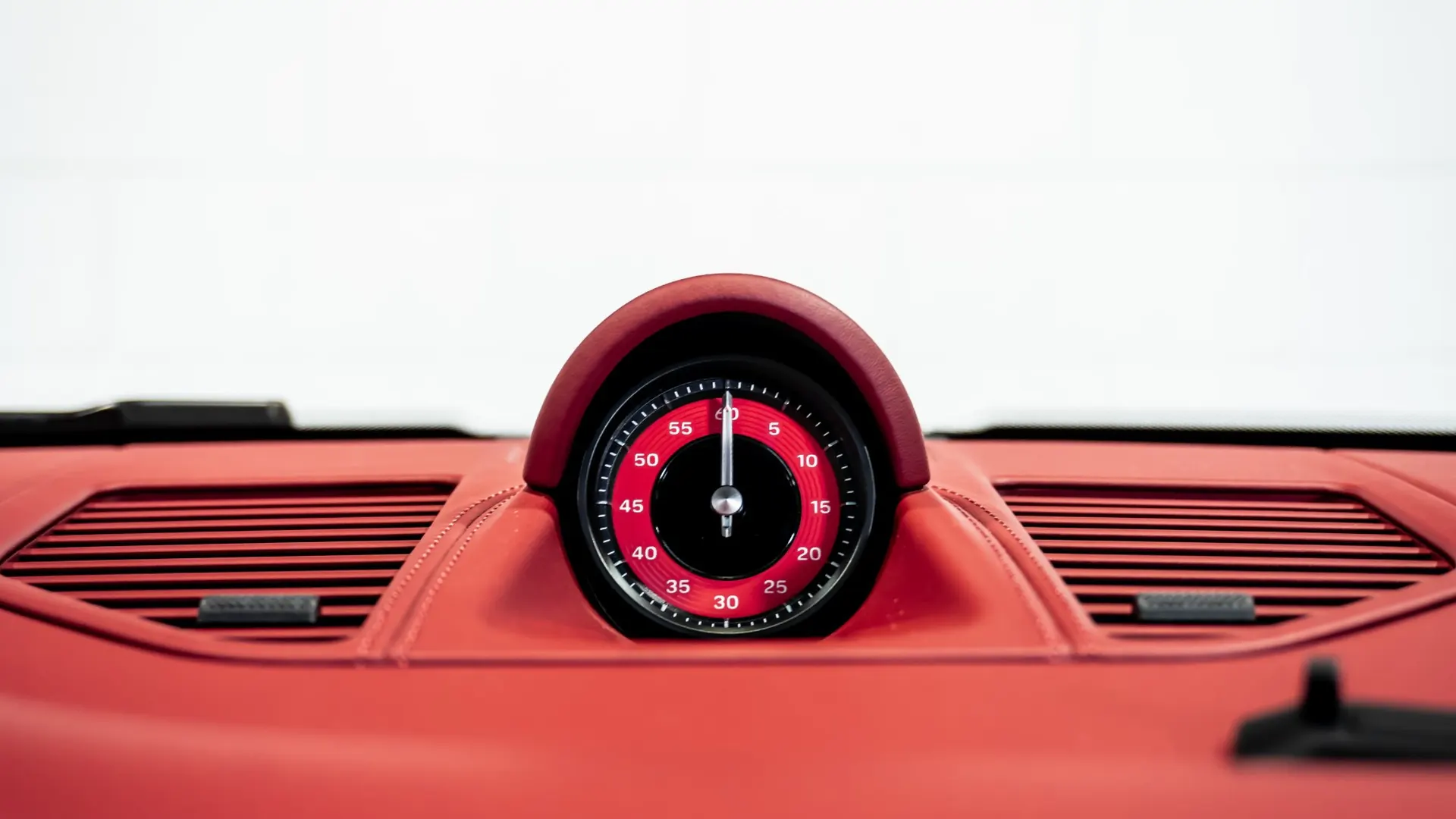 Porsche 911 — photo 24