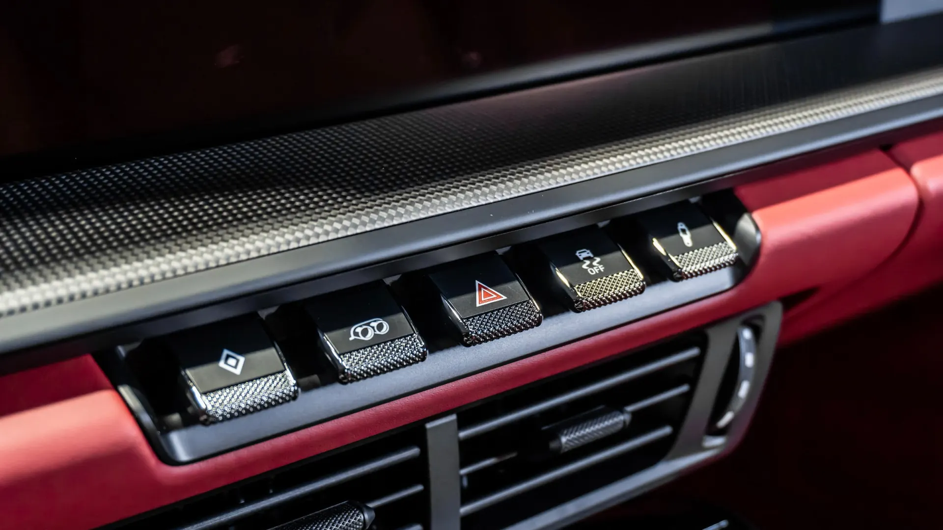 Porsche 911 — photo 27