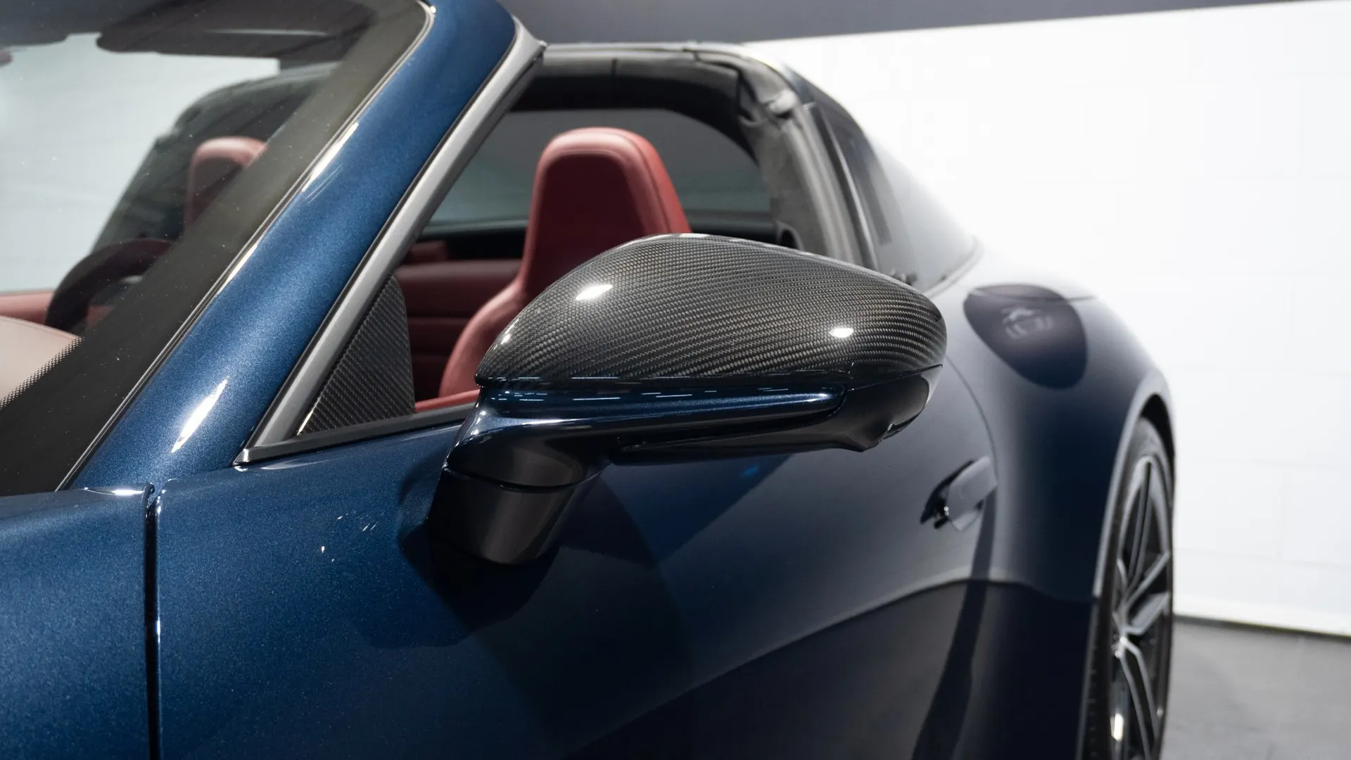 Porsche 911 — photo 11