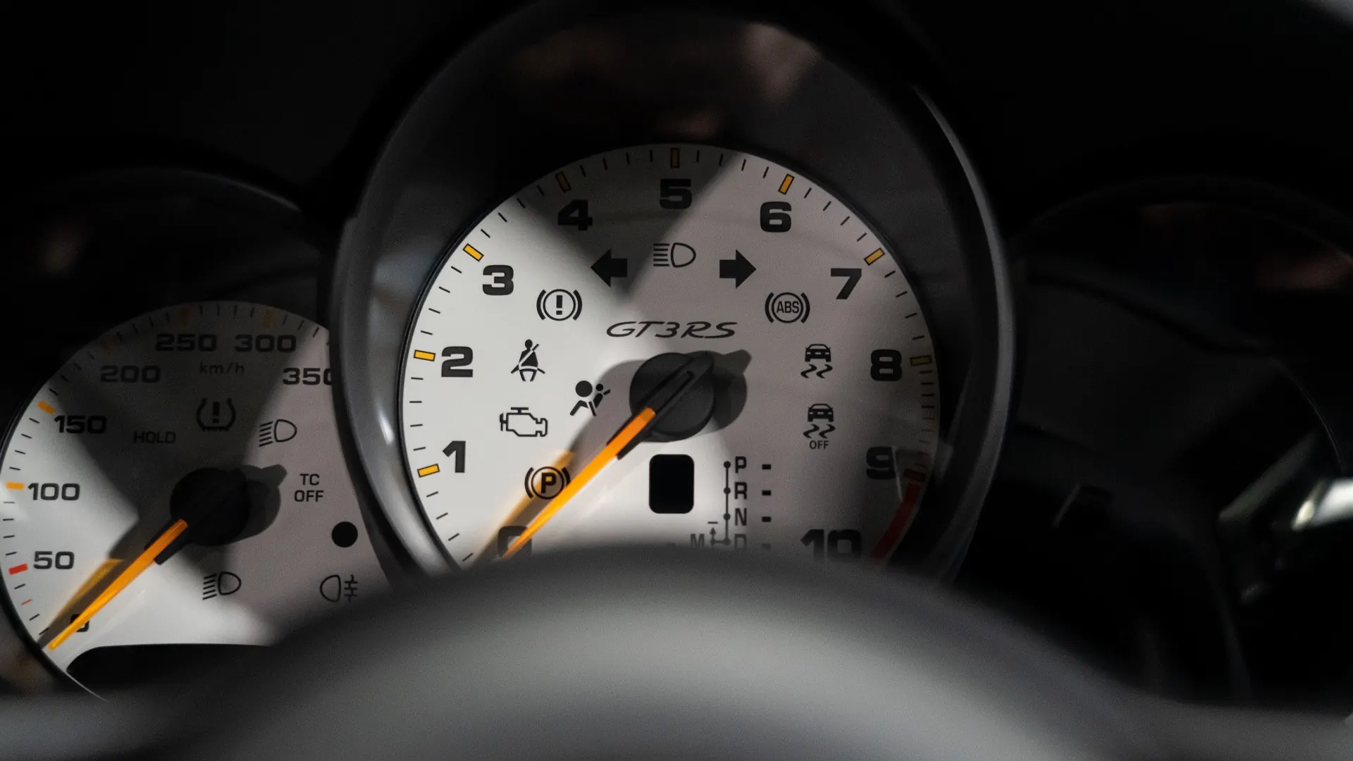 Porsche 911 — photo 19