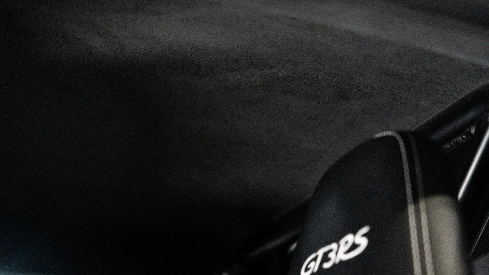 Porsche 911 — photo 13