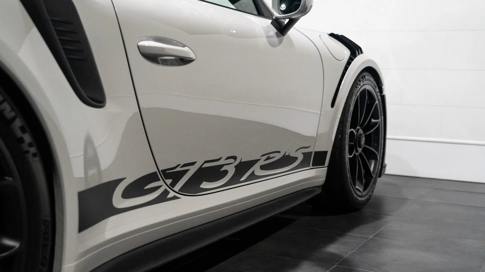 Porsche 911 — photo 6