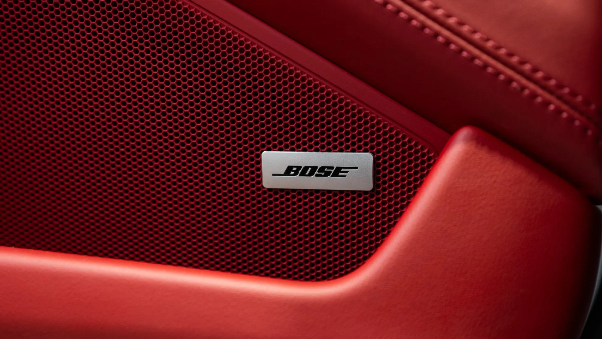 Porsche 911 — photo 18