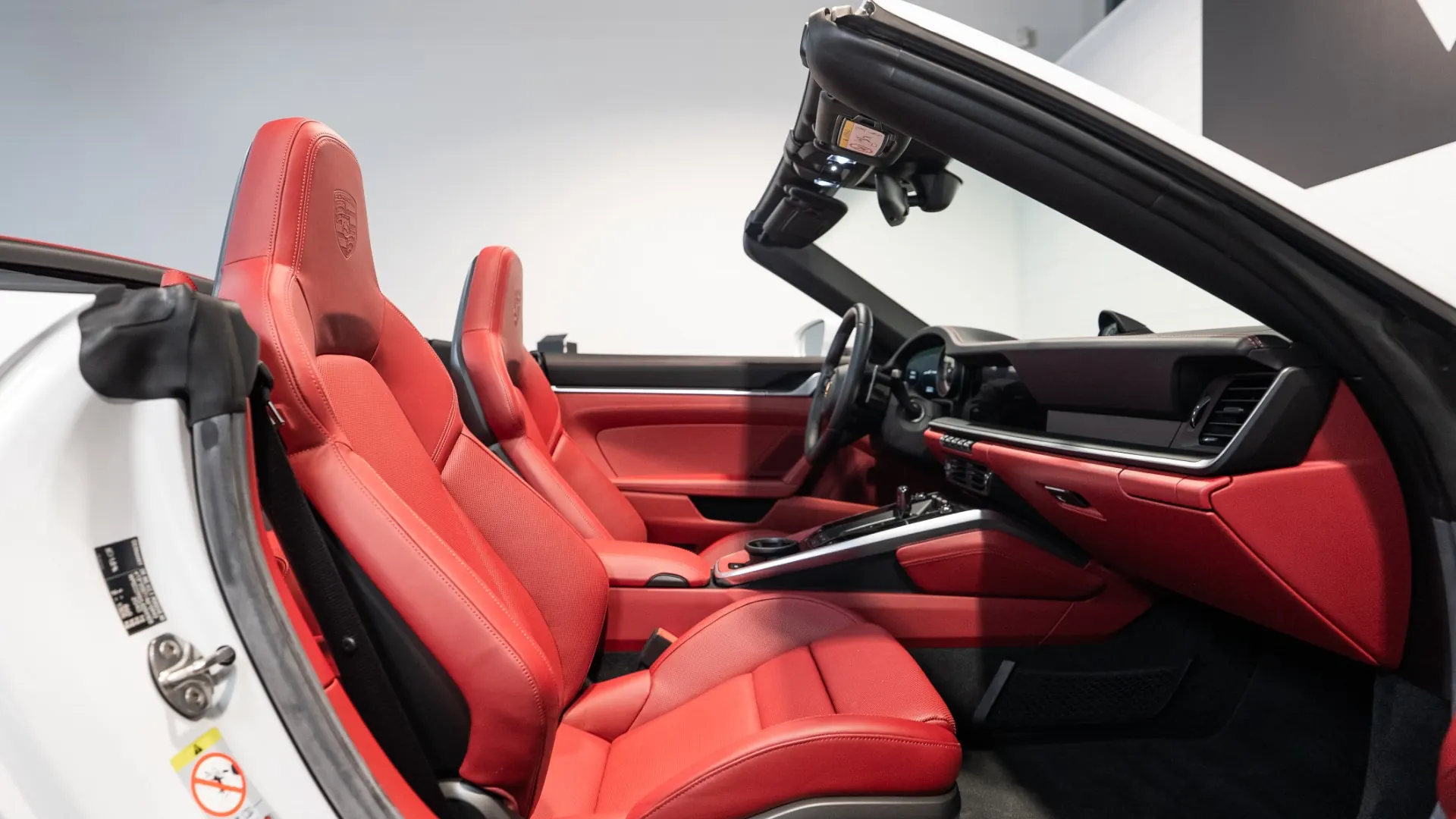 Porsche 911 — photo 9