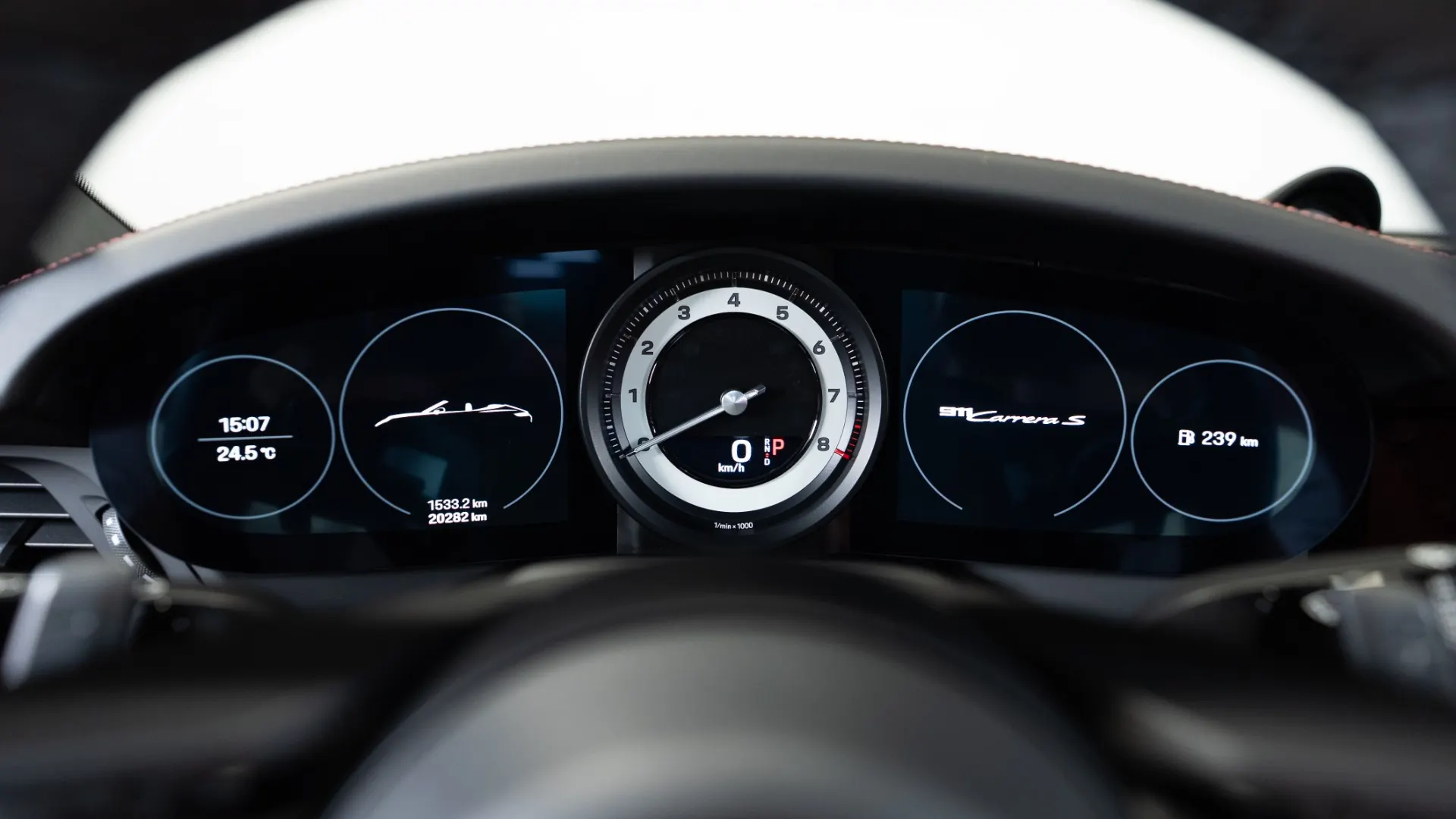 Porsche 911 — photo 20