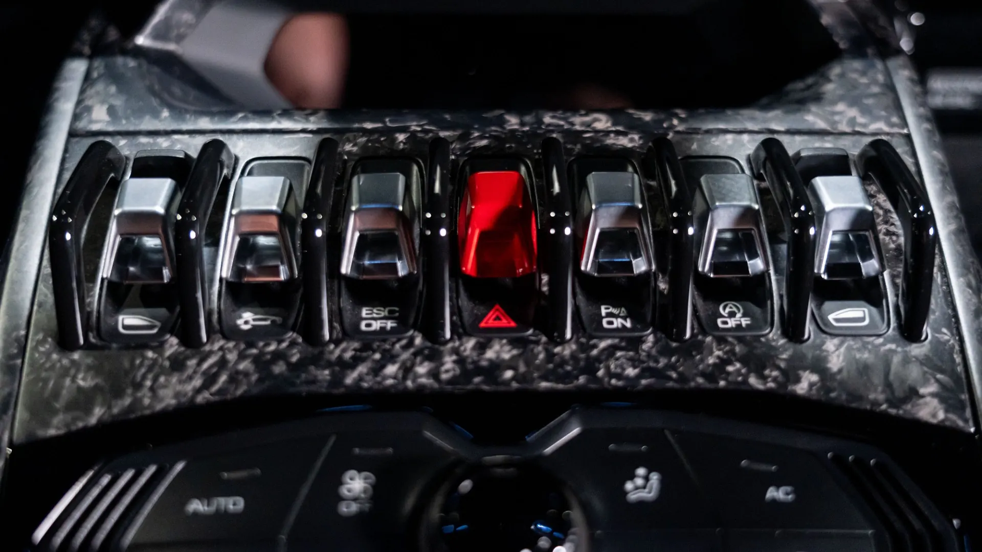 Lamborghini Huracan — photo 24